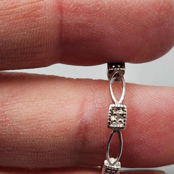 Sterling Silver Small Hoop Earrings 3/4" Diameter 925 NV Stud Back Pre-Owned - Picture 8 of 9